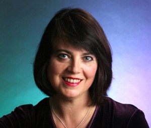 IzoldaDualColorHeadShot-cropped